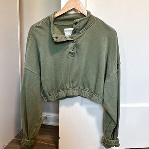 Aeropostale Green Cropped Long Sleeve